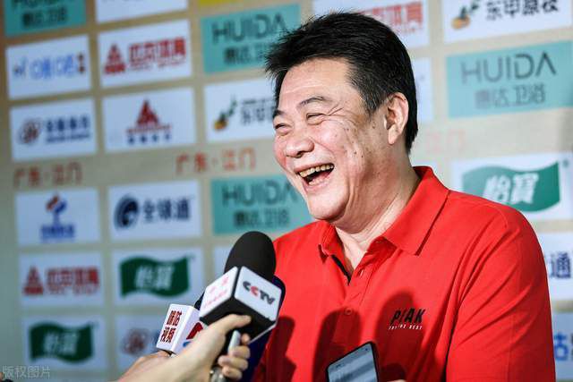 今夜在女生宿舍与你相遇